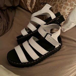 Dr Martens women’s Sandals NWOT